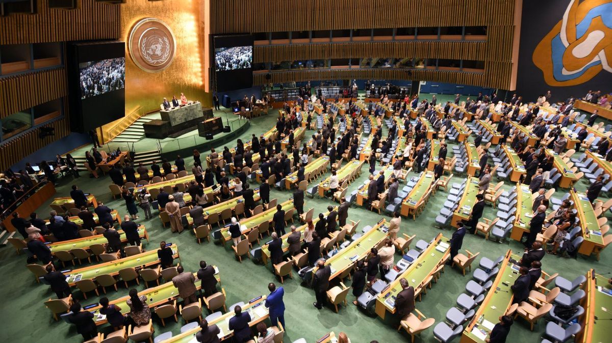 Зеленский может оказаться за одним столом с представителем России в ООН