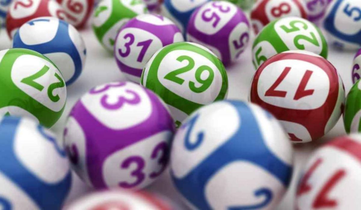 Петербуржец поделился историей, как выиграл в лотерею 20 миллионов рублей