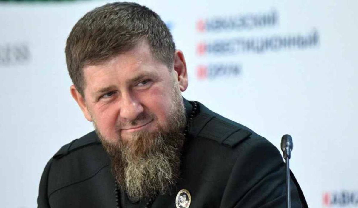 Кадыров ответил на слухи об отставке в беседе с журналистами