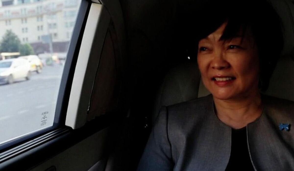 Путин выделил свой Aurus для супруги Синдзо Абэ, чтобы она успела в Большой театр