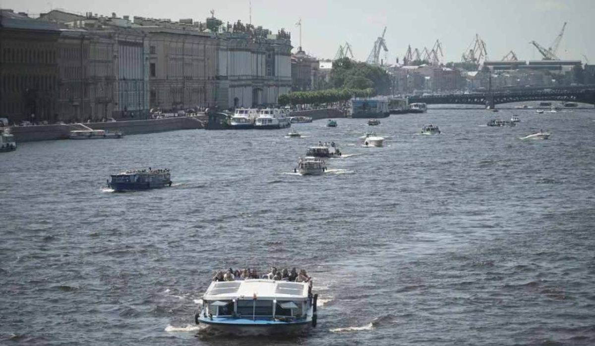 Леус рассказал о погоде в Петербурге на 15 июля