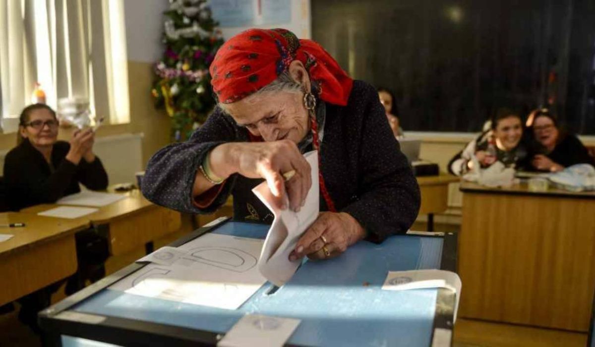 В Румынии второй раз за полгода проходят президентские выборы