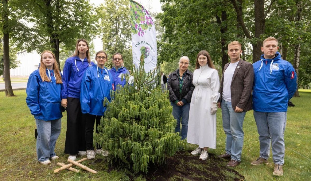 Памятная аллея появилась у Музея Победы в годовщину начала Великой Отечественной войны