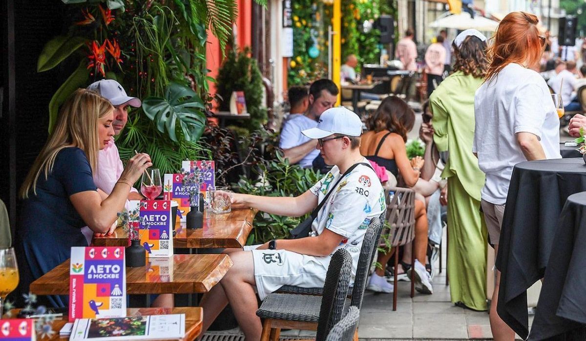 В Москве впервые проходит фестиваль &quot;Ледяной московский чай&quot;