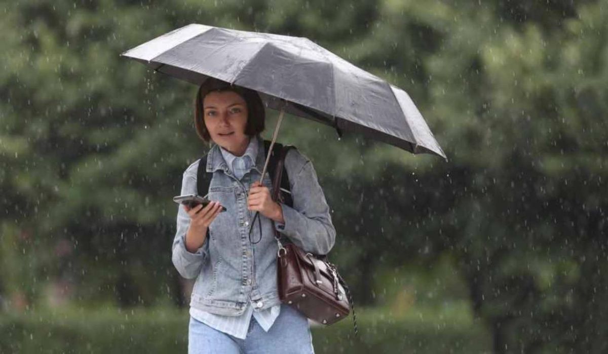 В Петербурге в воскресенье ожидаются прохлада и дожди