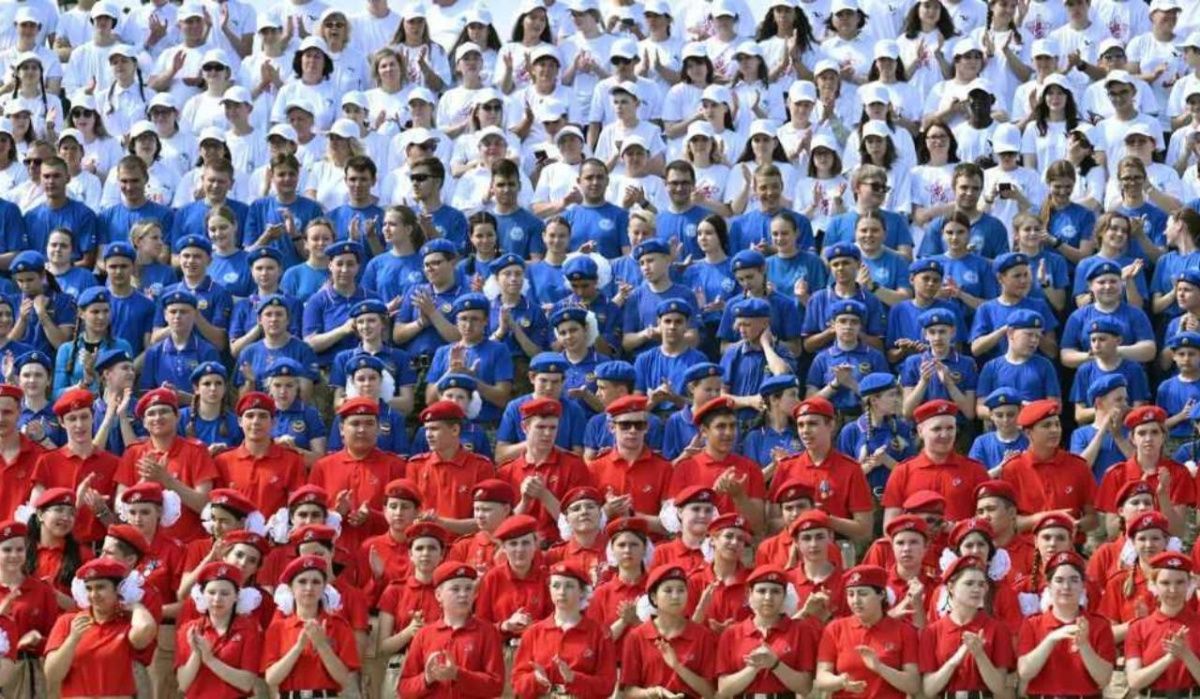 В 2026 году в России будет семь коротких рабочих недель