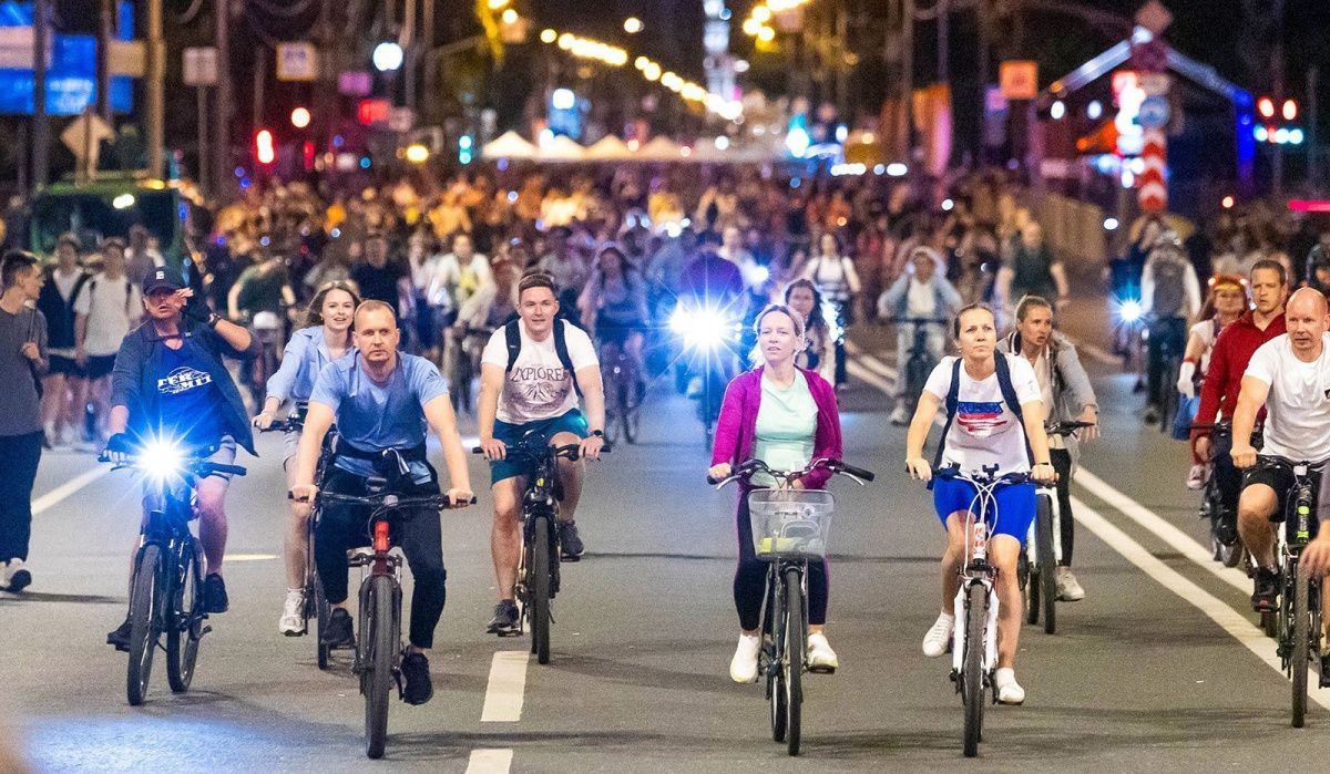 Более 55 тысяч человек приняли участие в ночном велофестивале Москвы
