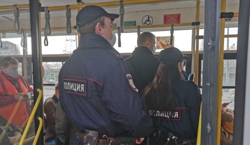 В Самаре штрафуют за проезд без маски