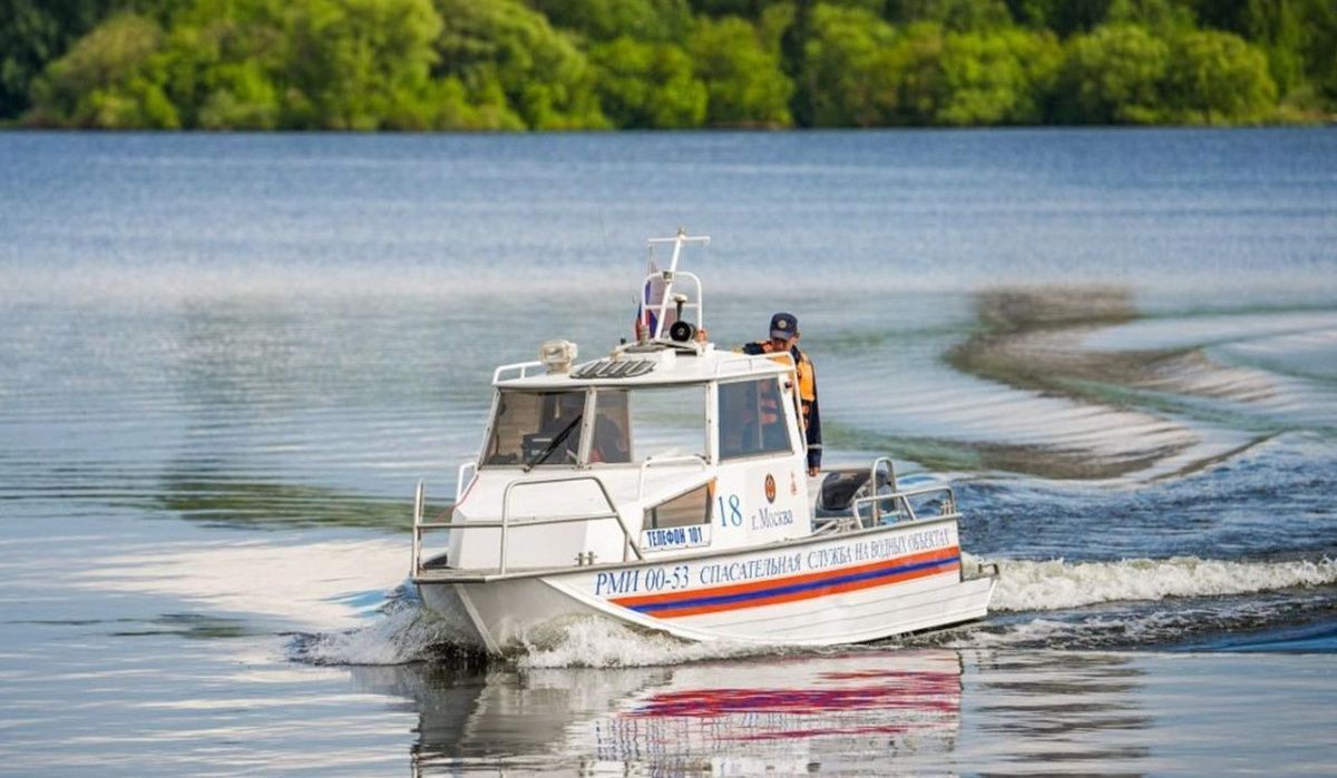 Спасатели усилили патрулирование столичных водоемов из-за жары
