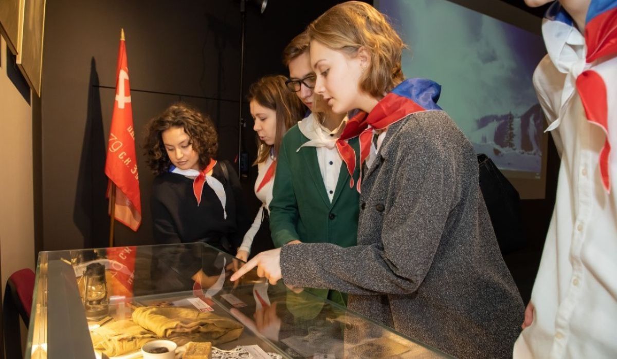 Школьники встретятся с артековцами разных лет в Музее Победы