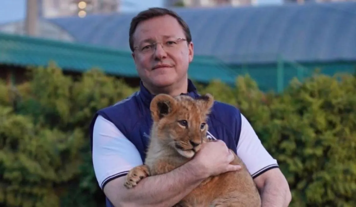 В Самарском зоопарке появился новый царь зверей