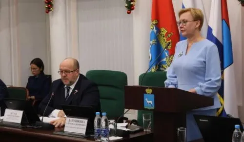 Мэр Самары Елена Лапушкина удостоена почетного знака «За труд во благо земли Самарской»  